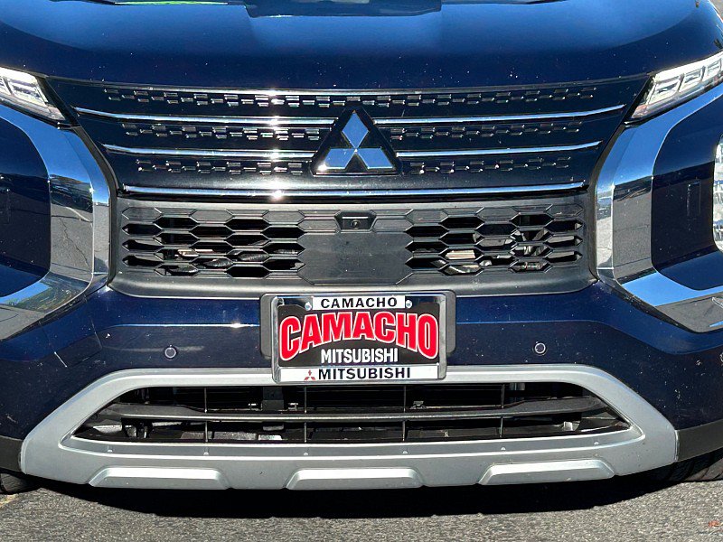 Used 2024 Mitsubishi Outlander AWD image 9