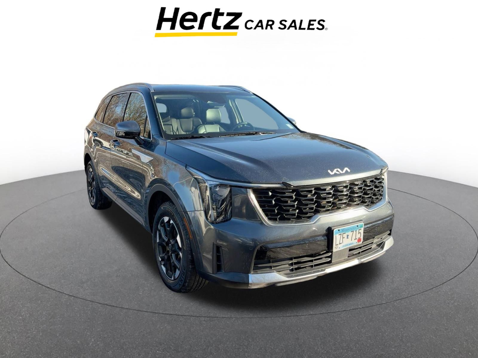 Used 2024 Kia Sorento S image 1