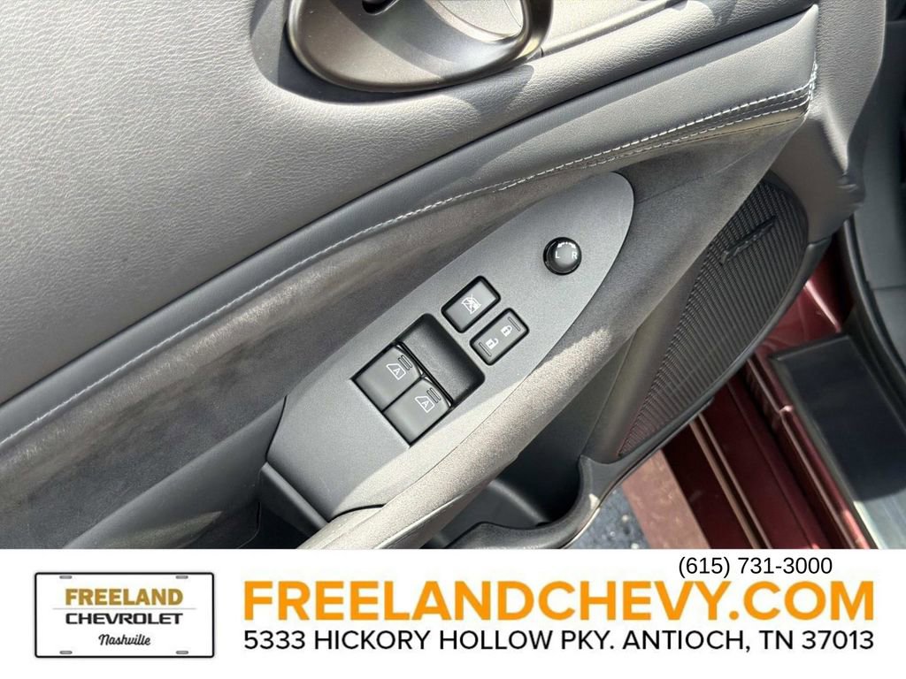 Used 2025 Nissan Z Performance w/ Floor Mat Package RWD image 18