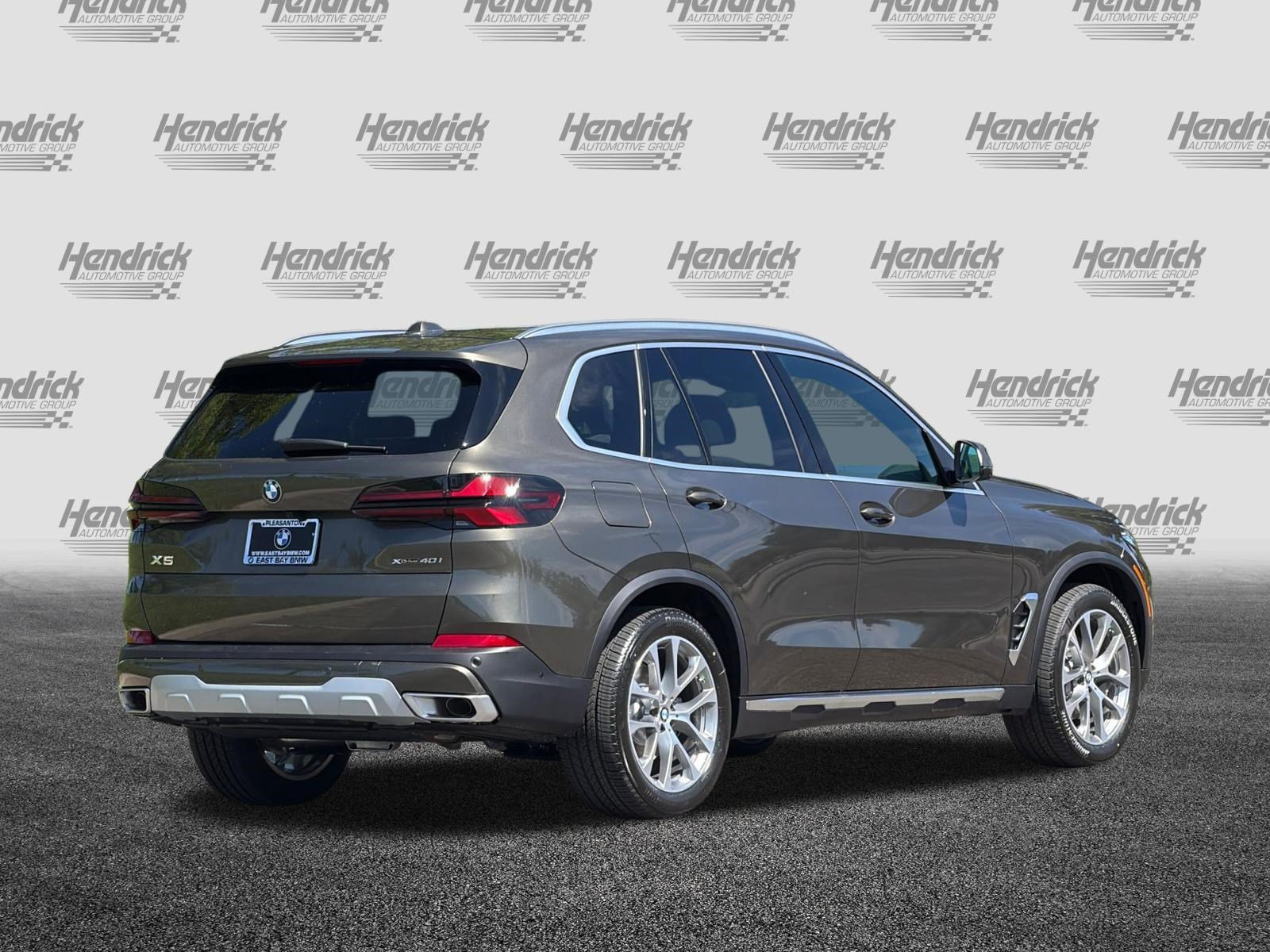 New 2026 BMW X5 xDrive40i w/ Climate Comfort Package AWD/4WD image 5