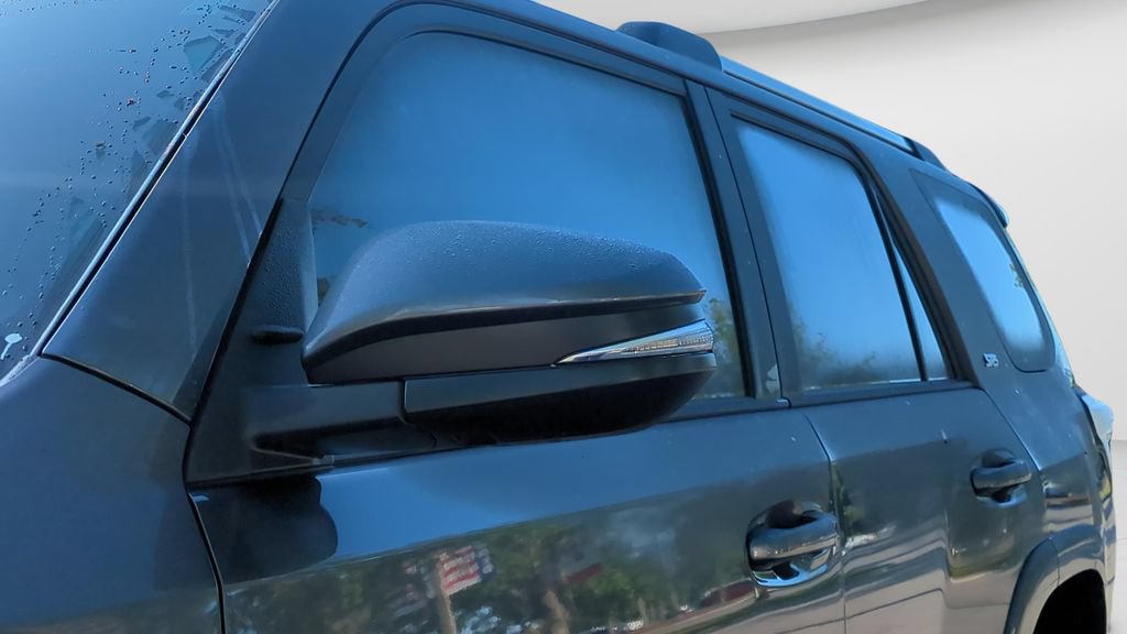 Used 2023 Toyota 4Runner SR5 Premium w/ Moonroof Package AWD/4WD image 27
