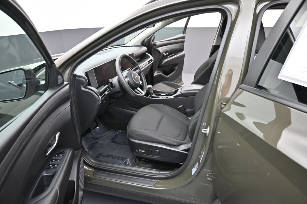 Used 2025 Hyundai Tucson SEL AWD/4WD image 12