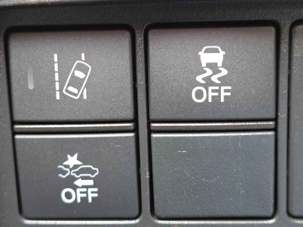 Used 2020 Honda CR-V LX image 28