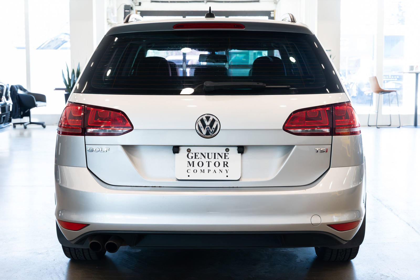 Used 2016 Volkswagen Golf SE image 5