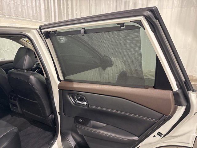 Certified 2023 Nissan Rogue SV w/ SV Premium Package image 16