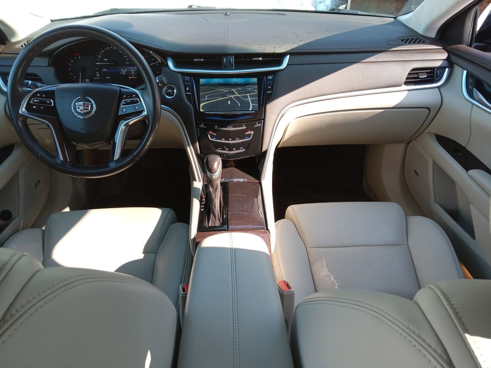 Used 2014 Cadillac XTS w/ Rear Seat Comfort Package image 13