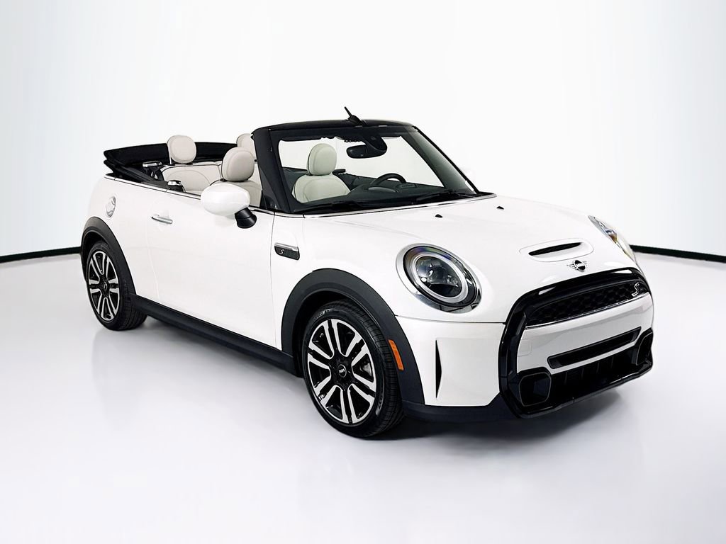 Used 2023 MINI Cooper S w/ Signature Upholstery Package FWD image 11