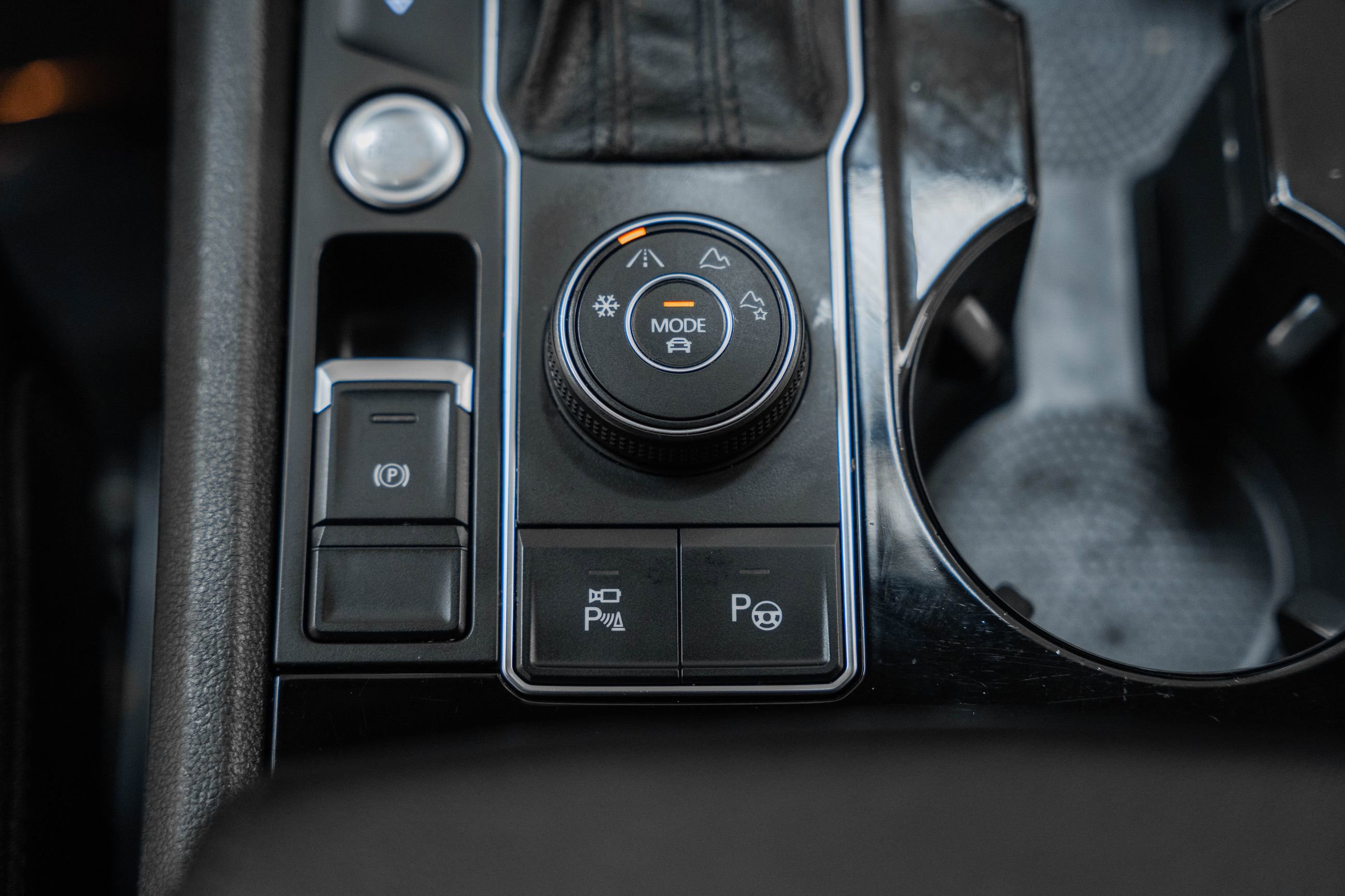 Used 2019 Volkswagen Atlas SEL Premium image 33