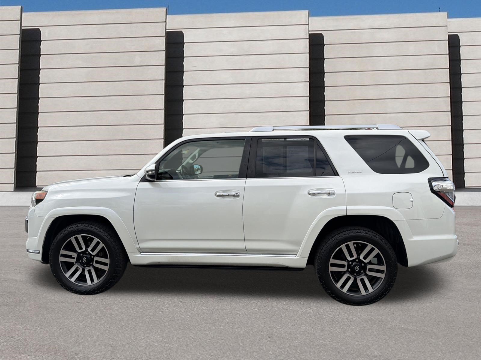 Used 2018 Toyota 4Runner Limited AWD/4WD image 2
