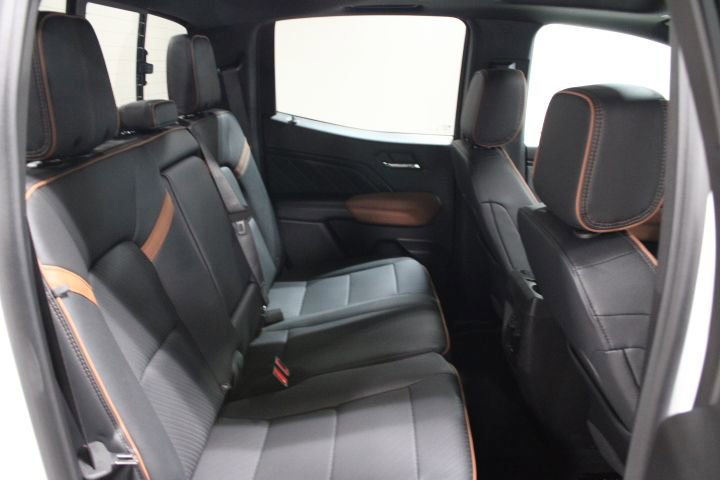 New 2026 GMC Canyon AT4 w/ Technology Plus Package AWD/4WD image 30