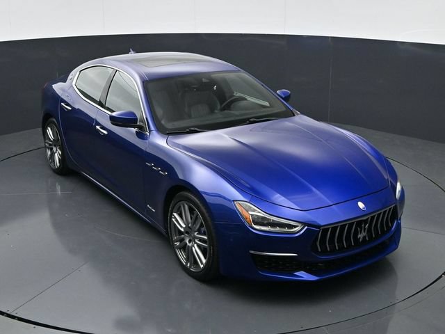 Used 2018 Maserati Ghibli S GranLusso AWD/4WD image 34