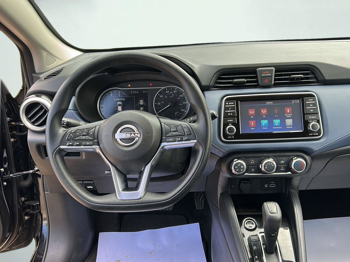 Used 2024 Nissan Versa SV FWD image 7