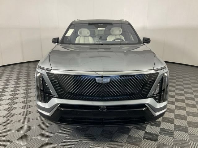 New 2027 Cadillac Vistiq Luxury w/ LPO, Floor Liner Package AWD/4WD image 2