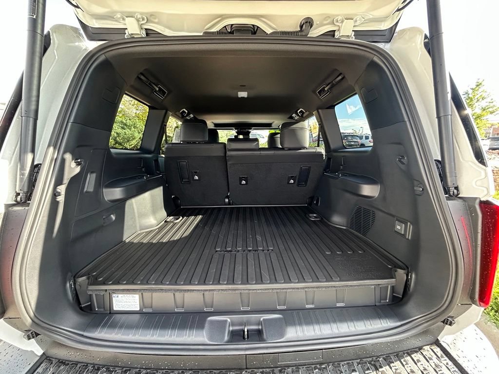 Used 2027 Toyota Land Cruiser AWD/4WD image 25