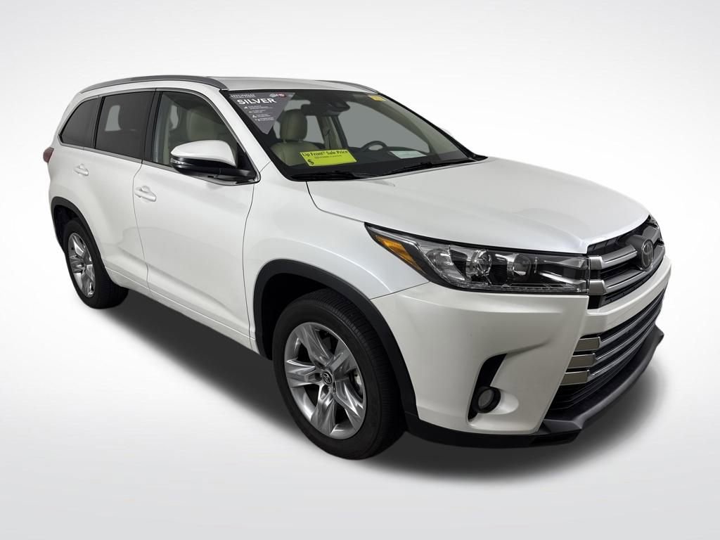Used 2017 Toyota Highlander Limited image 1