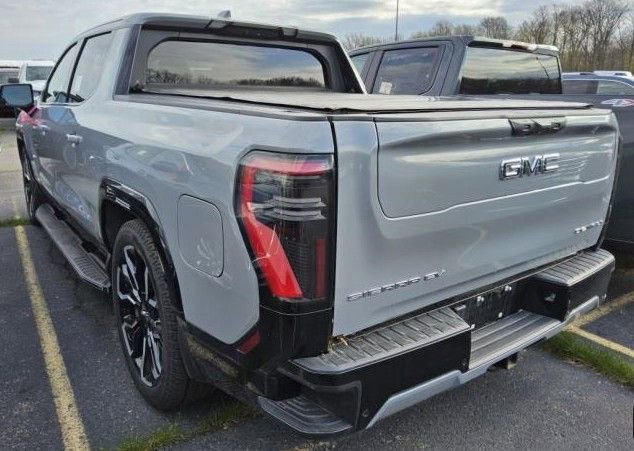 Certified 2024 GMC Sierra EV Denali AWD/4WD image 5