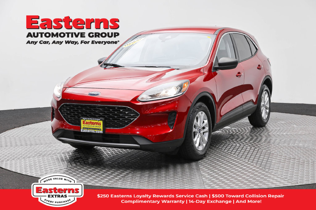 Used 2022 Ford Escape SE w/ Convenience Package FWD image 1