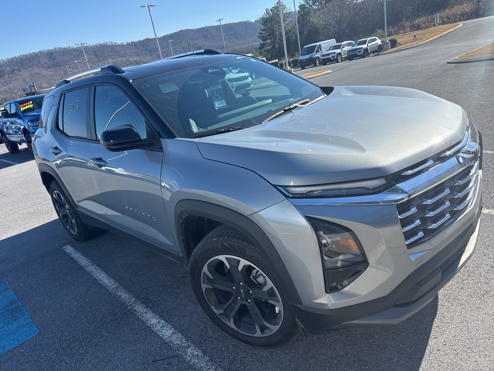 Used 2025 Chevrolet Equinox LT w/ Convenience Package II