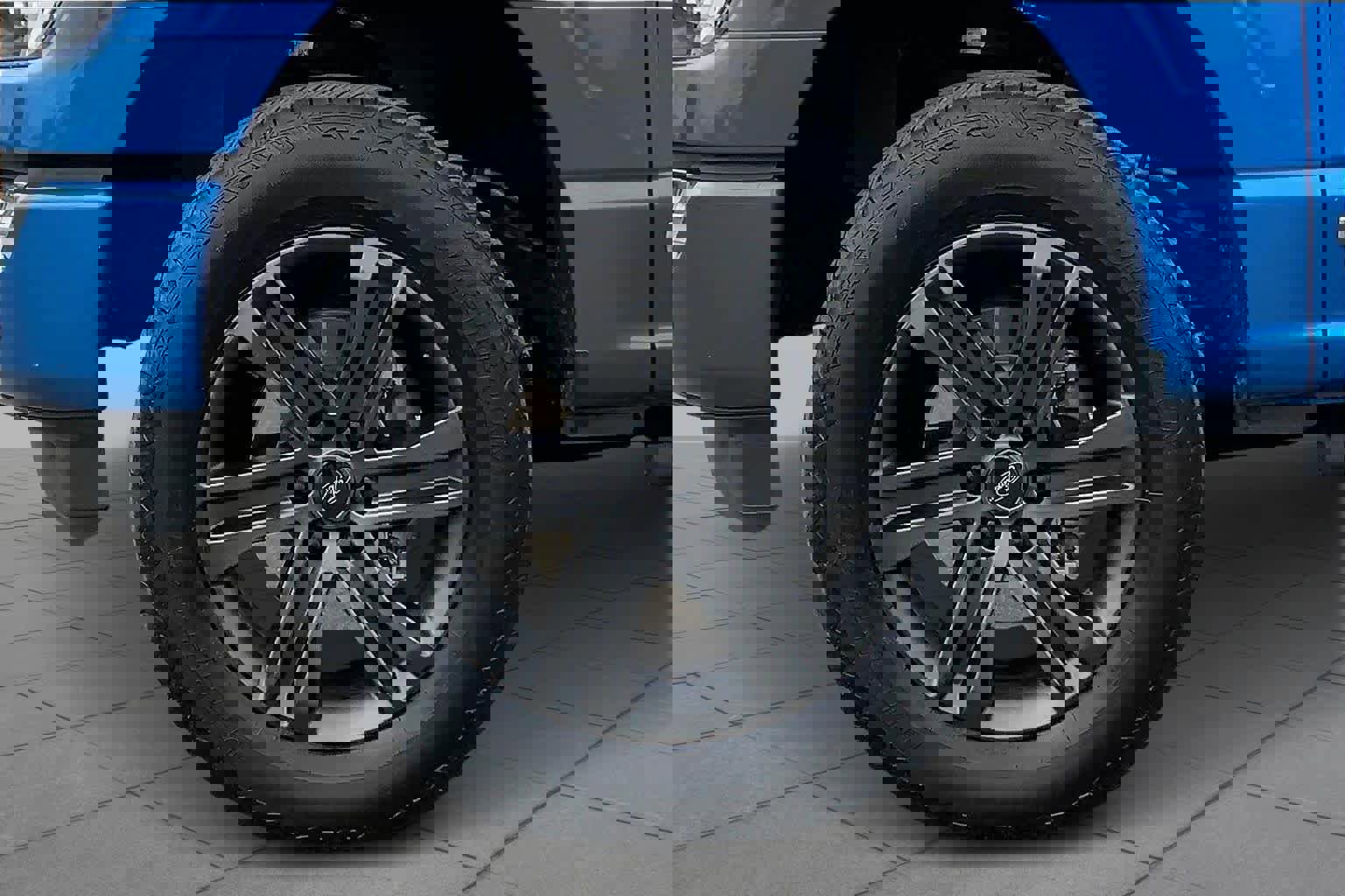 Certified 2021 Ford F150 XLT w/ Equipment Group 302A High image 10