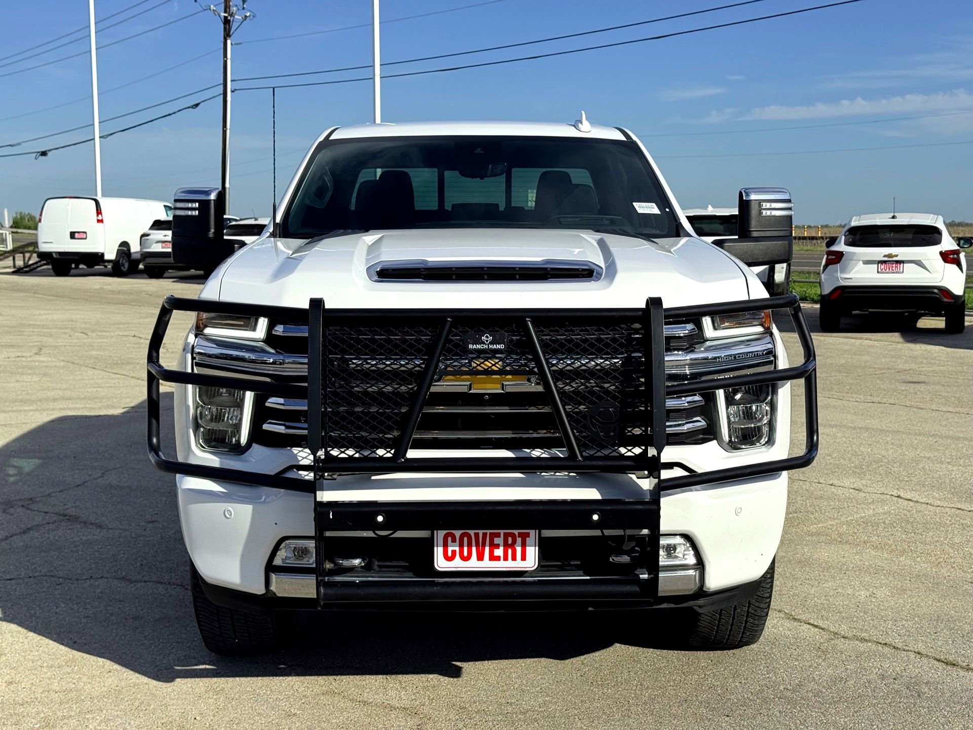 Used 2022 Chevrolet Silverado 2500 High Country w/ Z71 Off-Road Package image 3