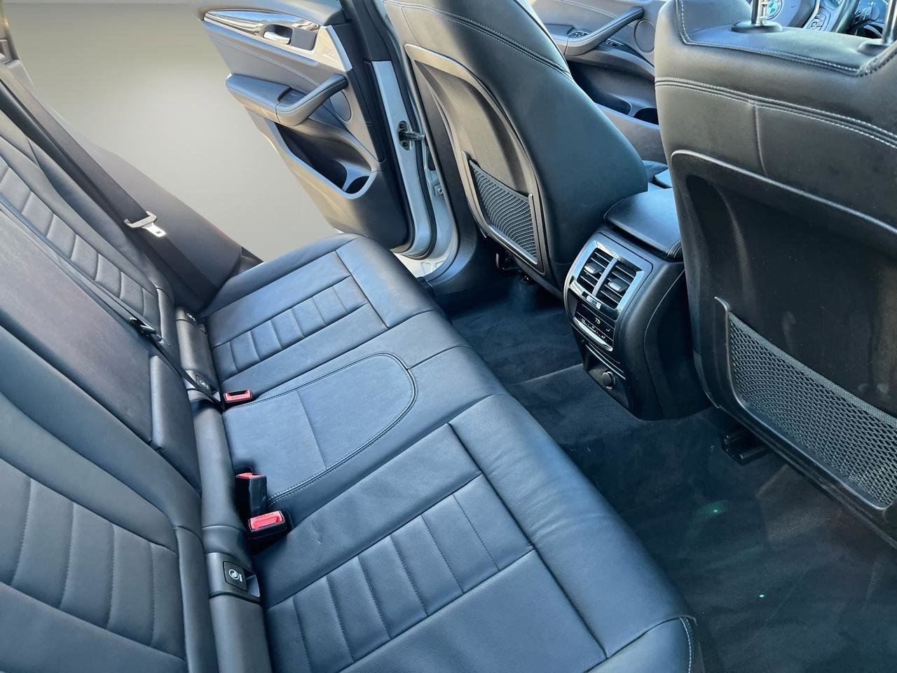 Used 2019 BMW X3 xDrive30i w/ Convenience Package AWD/4WD image 9