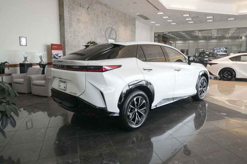 New 2026 Lexus RZ 350e 2WD image 4
