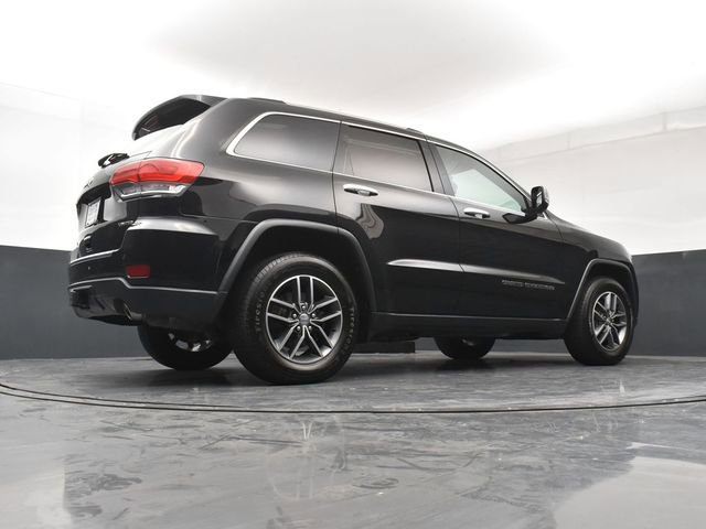 Used 2017 Jeep Grand Cherokee Limited w/ Trailer Tow Group IV AWD/4WD image 24
