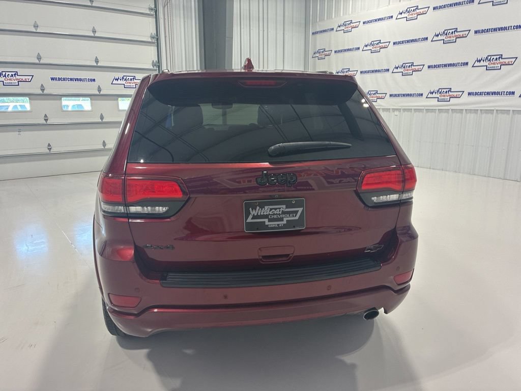 Used 2018 Jeep Grand Cherokee Altitude AWD/4WD image 5