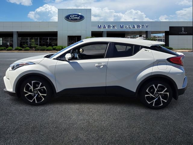 Used 2018 Toyota C-HR XLE image 2