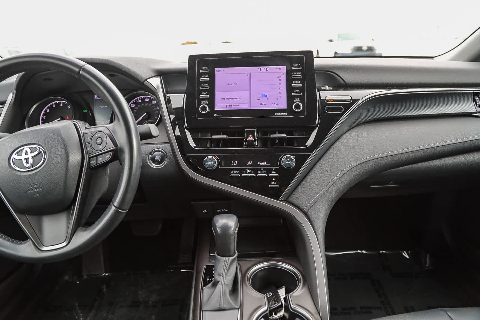 Used 2021 Toyota Camry SE w/ Convenience Package image 13