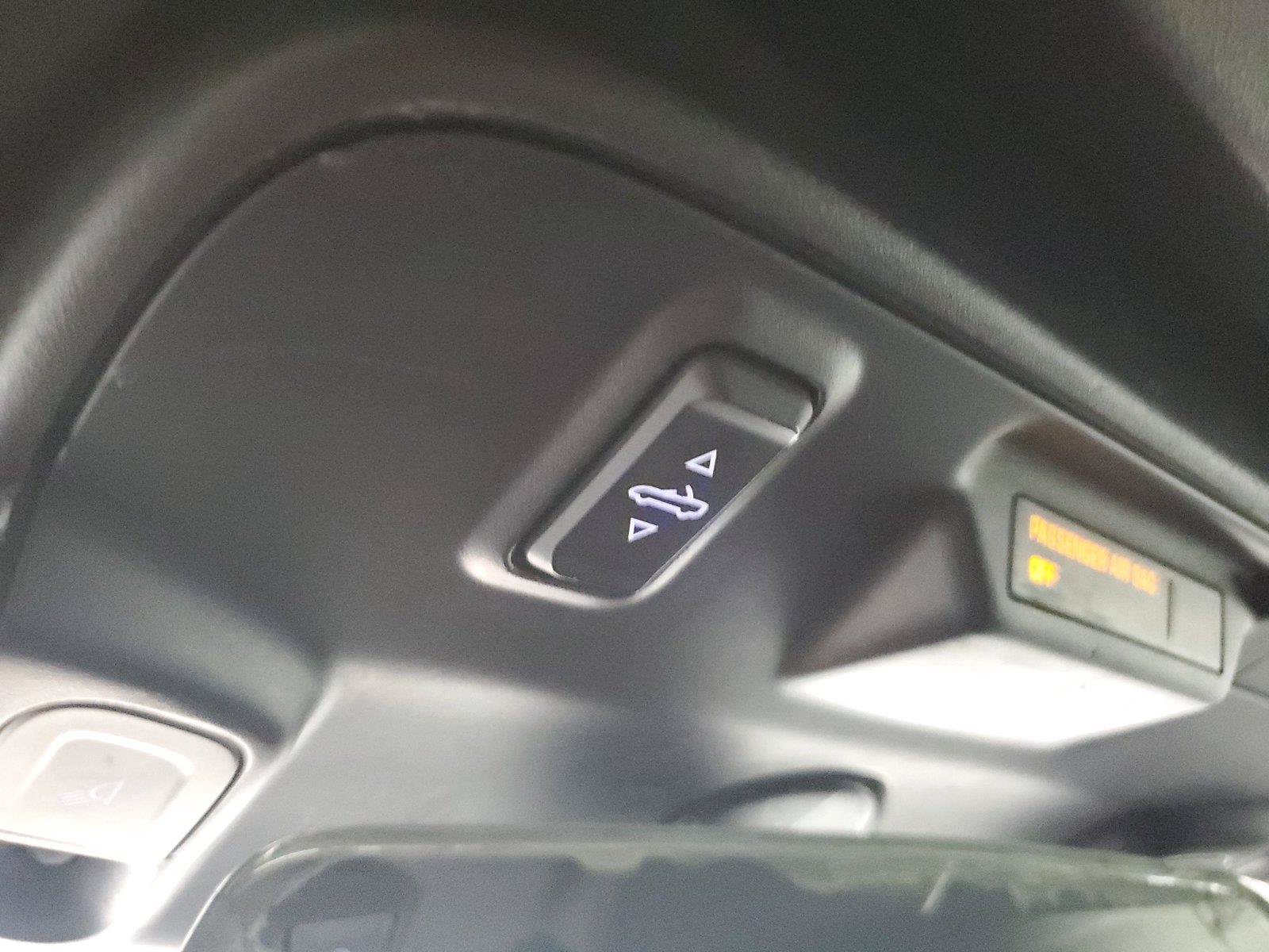 Used 2017 Chevrolet Camaro LT RWD image 28
