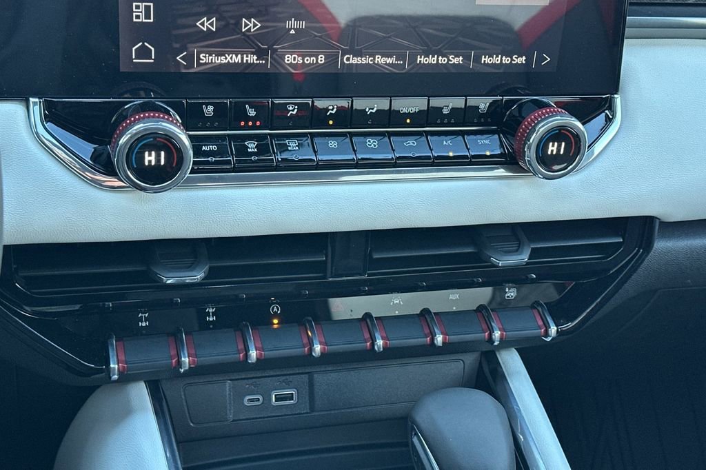 New 2026 GMC Canyon AT4X w/ AT4X AEV Edition AWD/4WD image 17