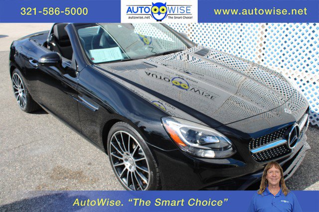 Used 2019 Mercedes-Benz SLC 300 image 1