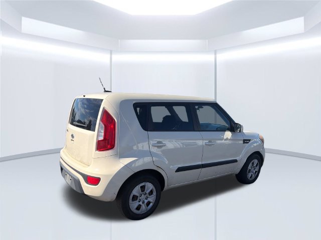 Used 2012 Kia Soul FWD image 5