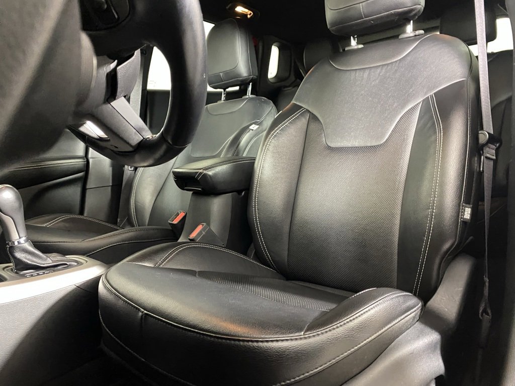 Used 2021 Jeep Compass 80th Special Edition image 16