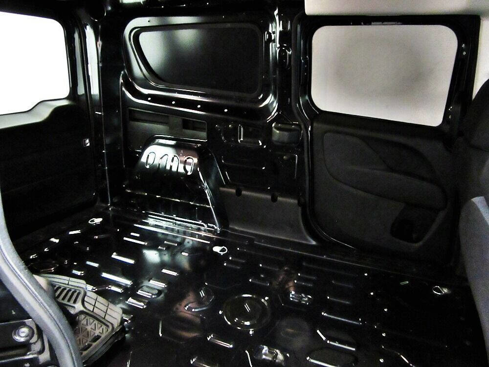 Used 2019 RAM ProMaster City Tradesman FWD image 11