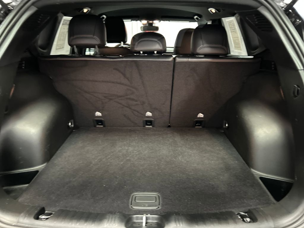 Used 2024 Jeep Compass Limited image 24