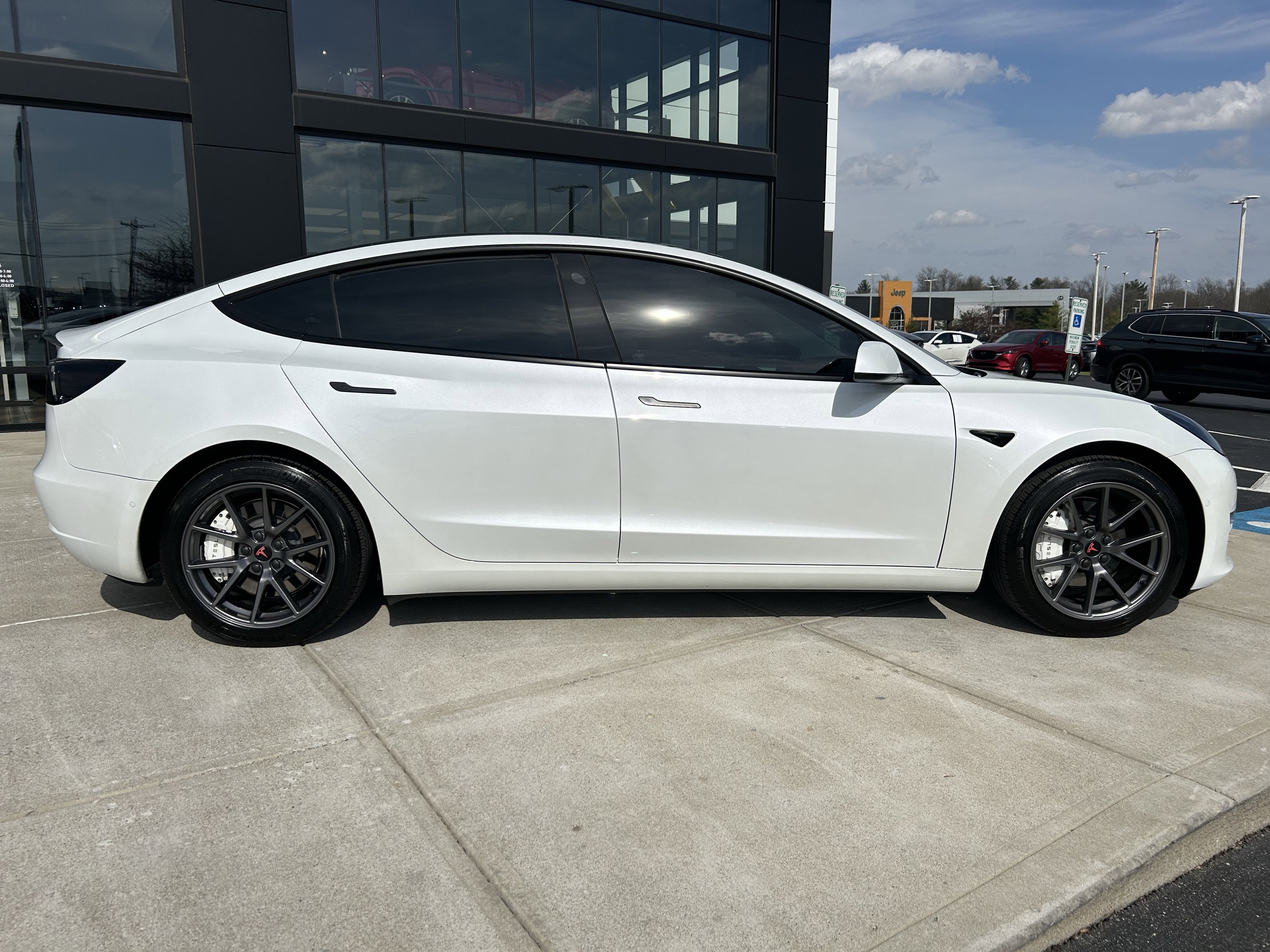 Used 2022 Tesla Model 3 Long Range image 8