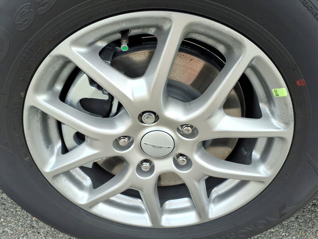 New 2027 Chrysler Pacifica LX FWD image 11