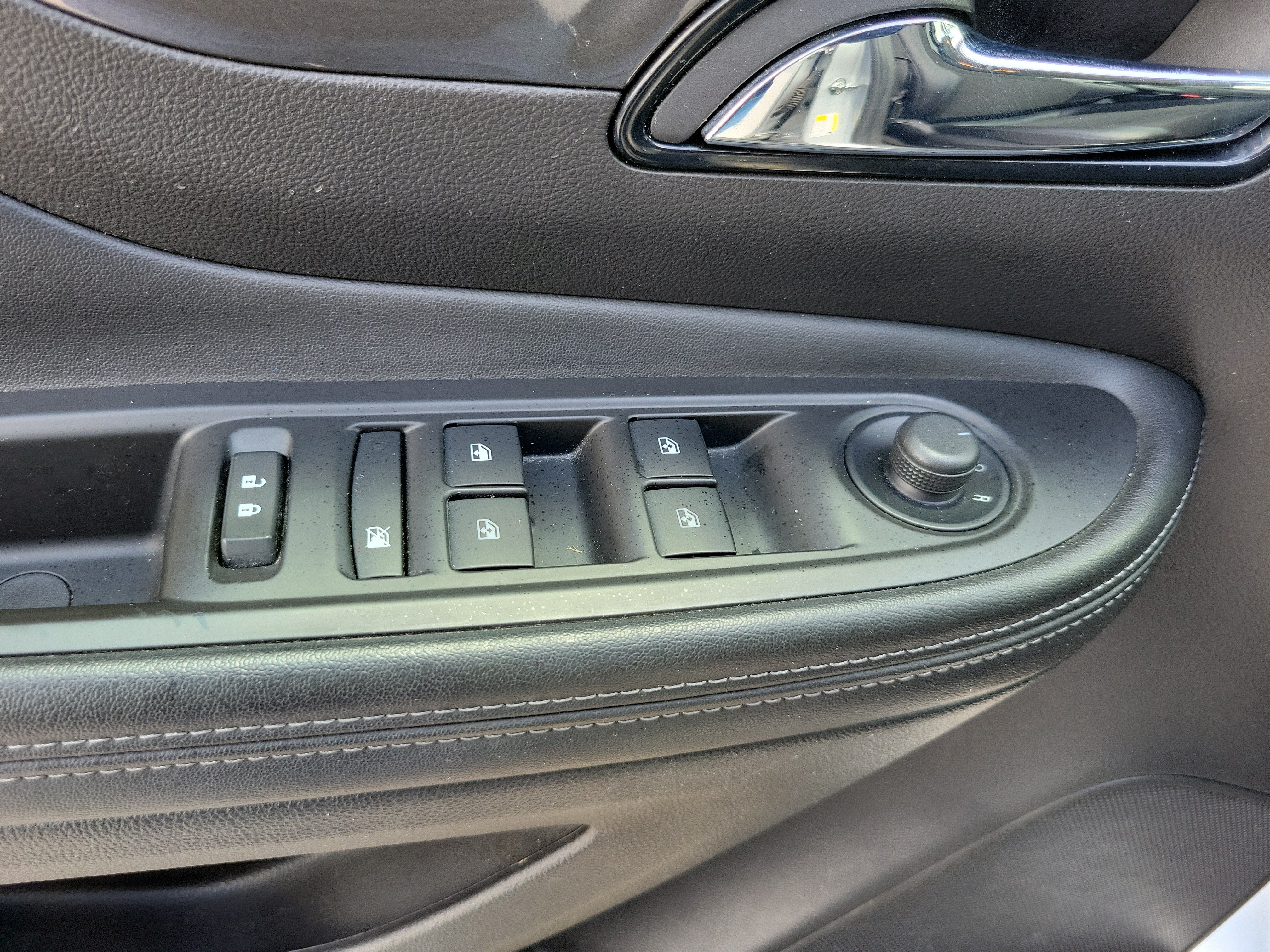 Used 2018 Buick Encore Preferred FWD image 26