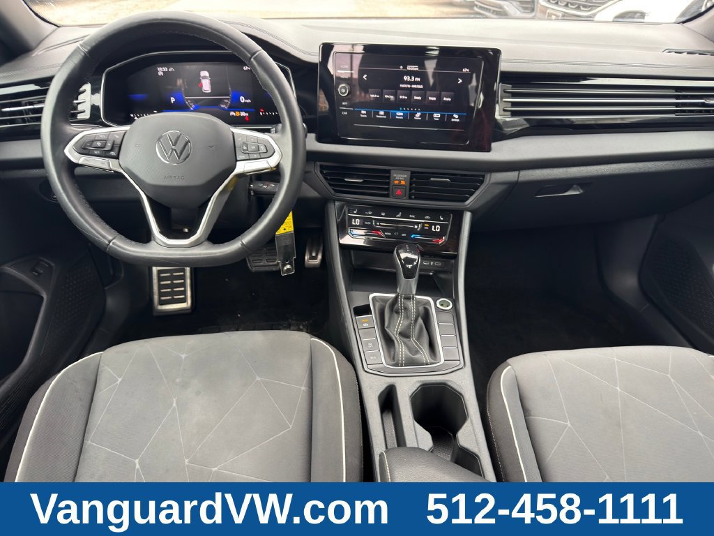 Used 2025 Volkswagen Jetta Sport FWD image 23