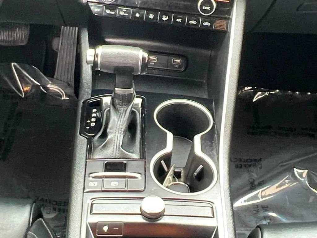 Used 2023 Kia K5 GT-Line image 11