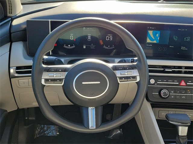 Certified 2025 Hyundai Tucson SE image 21