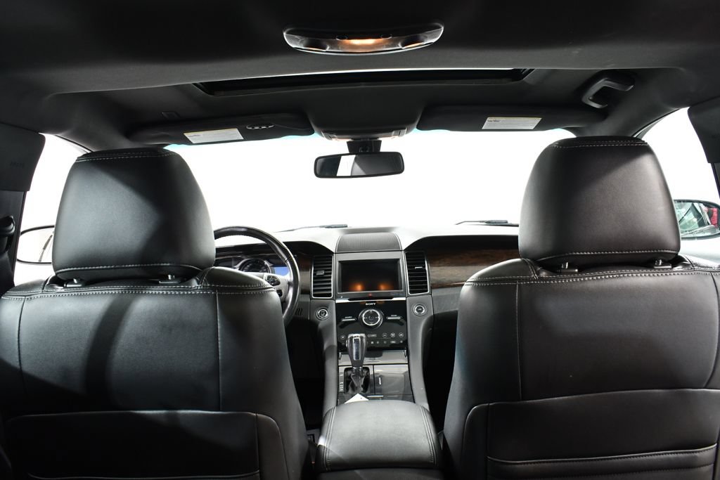 Used 2013 Ford Taurus Limited FWD image 17