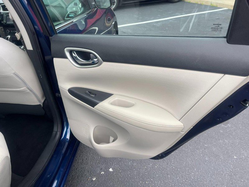 Used 2017 Nissan Sentra SV w/ Driver's Assist Package image 10