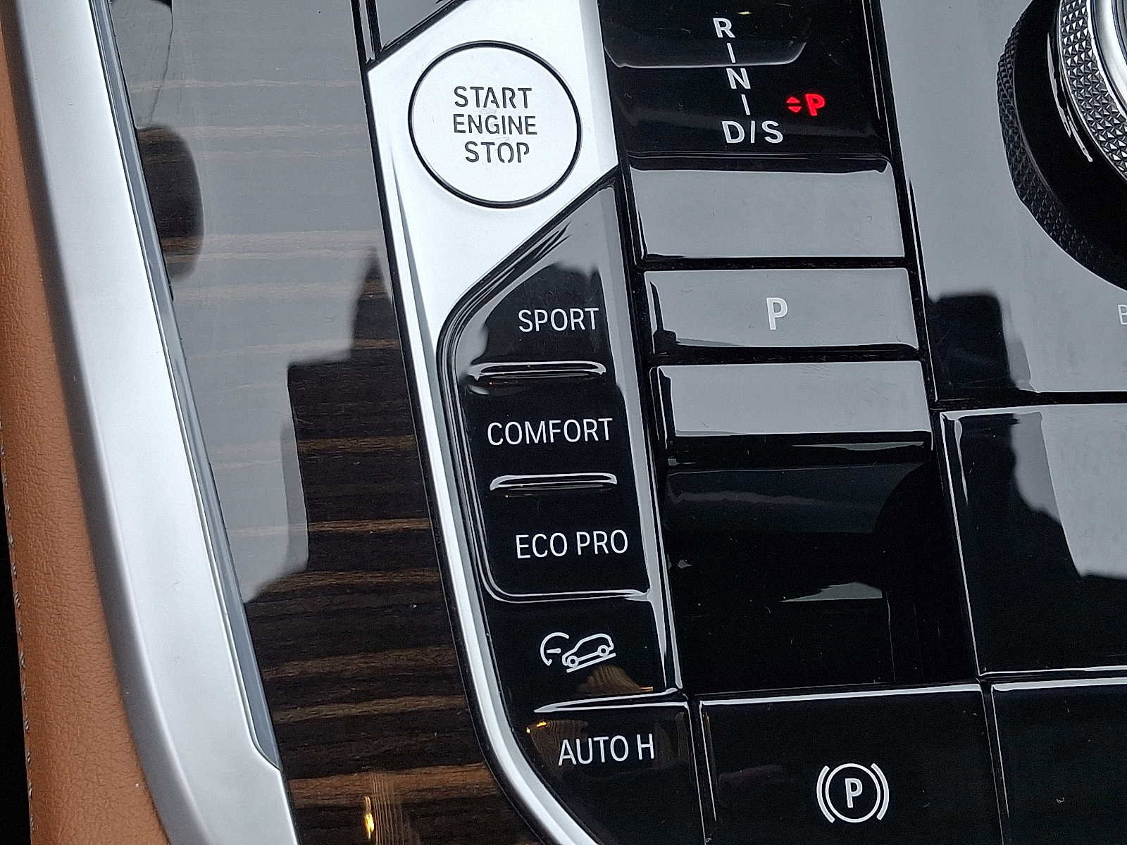 Used 2023 BMW X7 xDrive40i w/ M Sport Package image 26