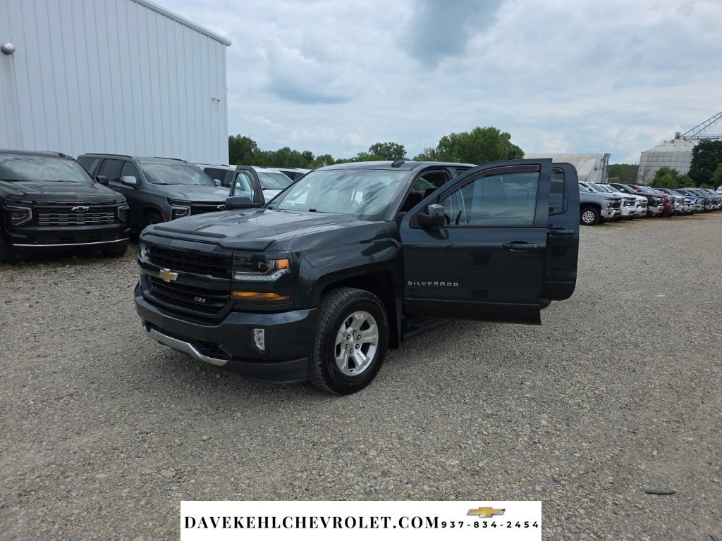 Used 2018 Chevrolet Silverado 1500 LT w/ All Star Edition AWD/4WD image 27