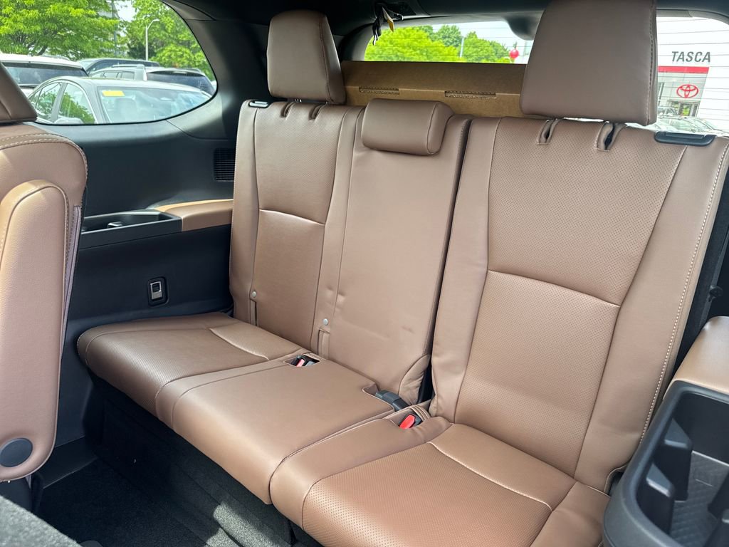 New 2026 Toyota Grand Highlander AWD Hybrid image 37