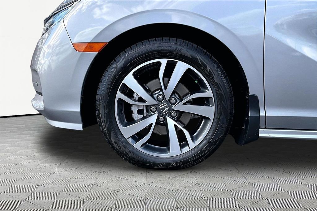 Used 2023 Honda Odyssey Touring image 25