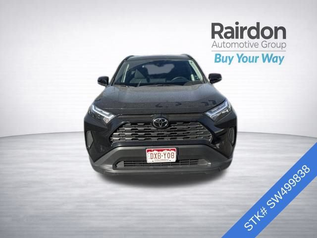 Used 2025 Toyota RAV4 XLE AWD/4WD image 2